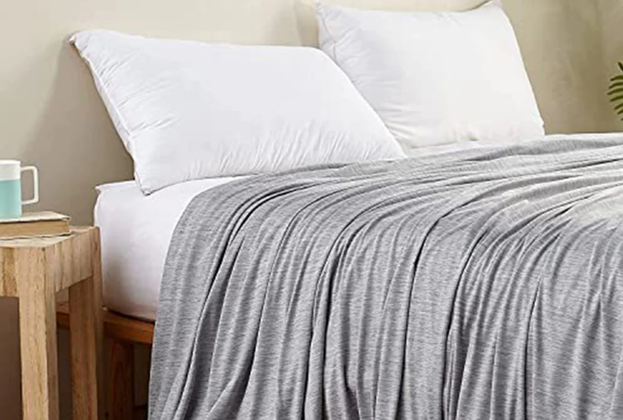 Elegear Cooling Blanket: The Ultimate Solution for Hot Sleepers