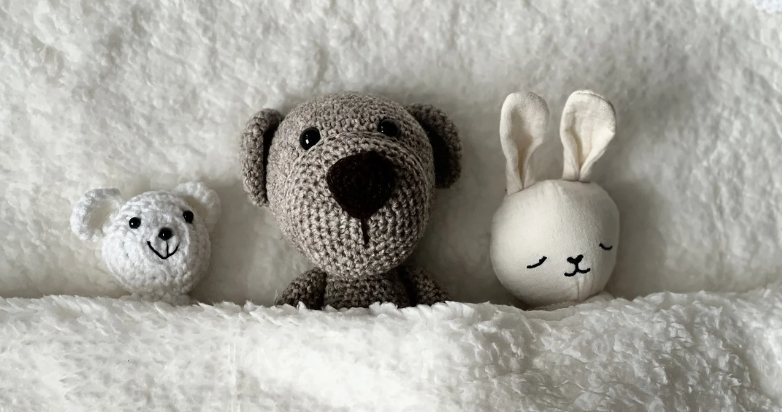 What is the softest material for winter and summer blanket?