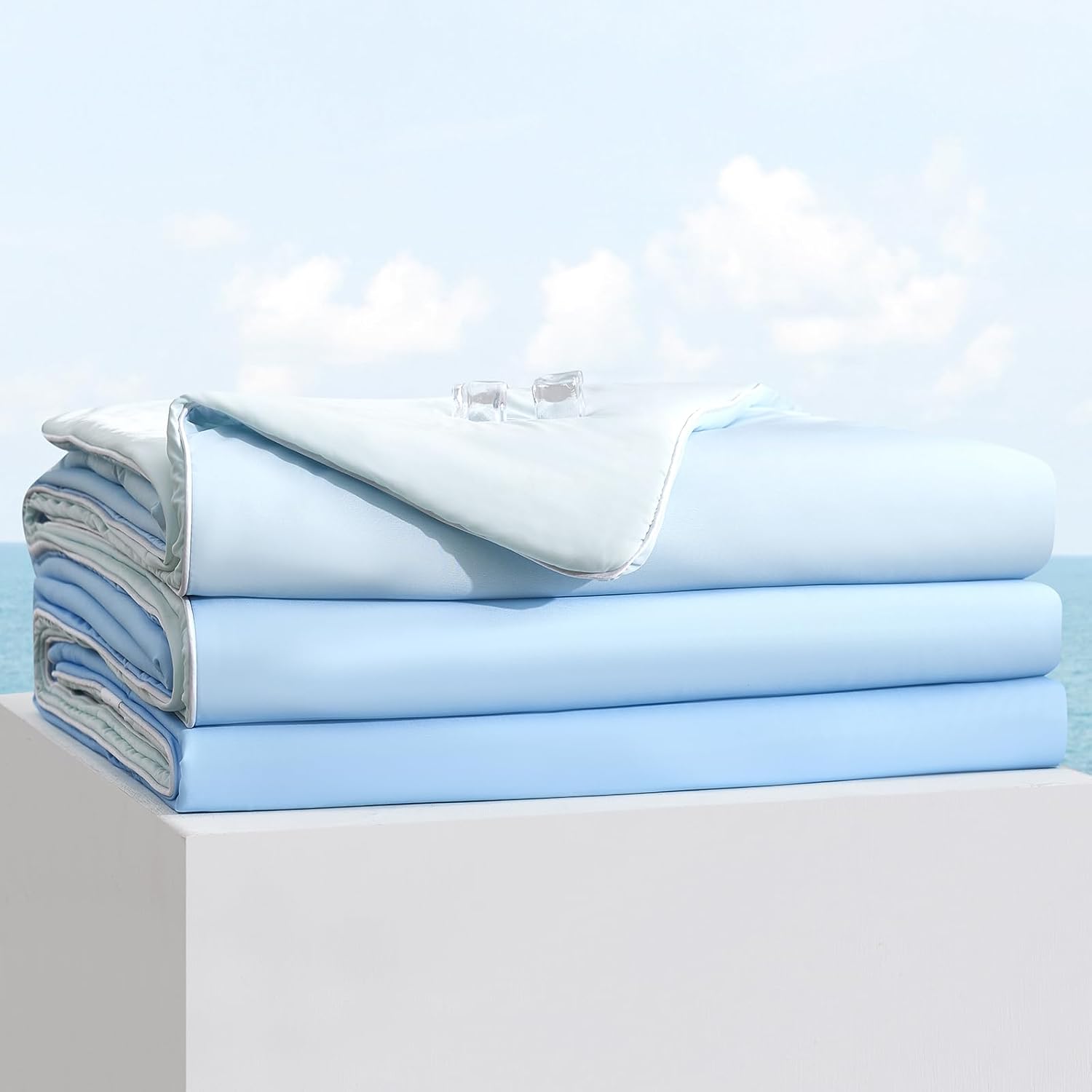 Elegear Arc-Chill Cooling Comforter, Q-Max > 0.5, Breathable & Soft, Gradient Blue