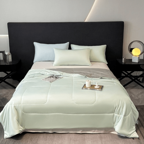 Elegear Double-Faced Two-Hue Ring-Stitched Cooling Comforter