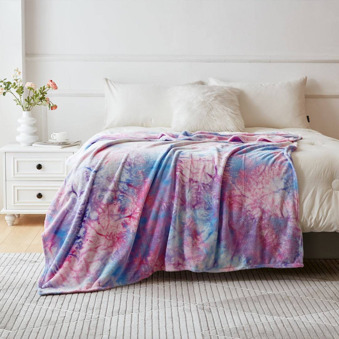 Heatwarm +2℃ Tie-dye Super Soft Flannel Blankets - Rainbow Purple (2 SIZE)