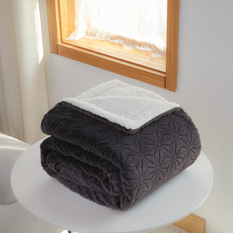 Faux Fur Super Soft Cozy Warm Fluffy Throw Blanket - elegear-shop
