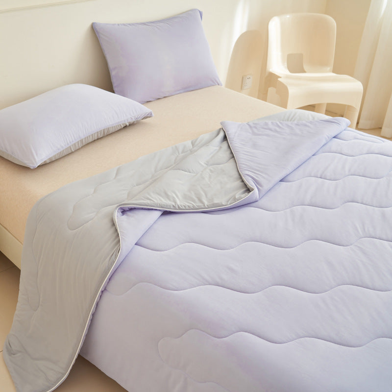 Ultra-Soft Cooling Summer Blanket – Lightweight Ice Silk Comforter, Breathable & Machine Washable Air Conditioning Quilt