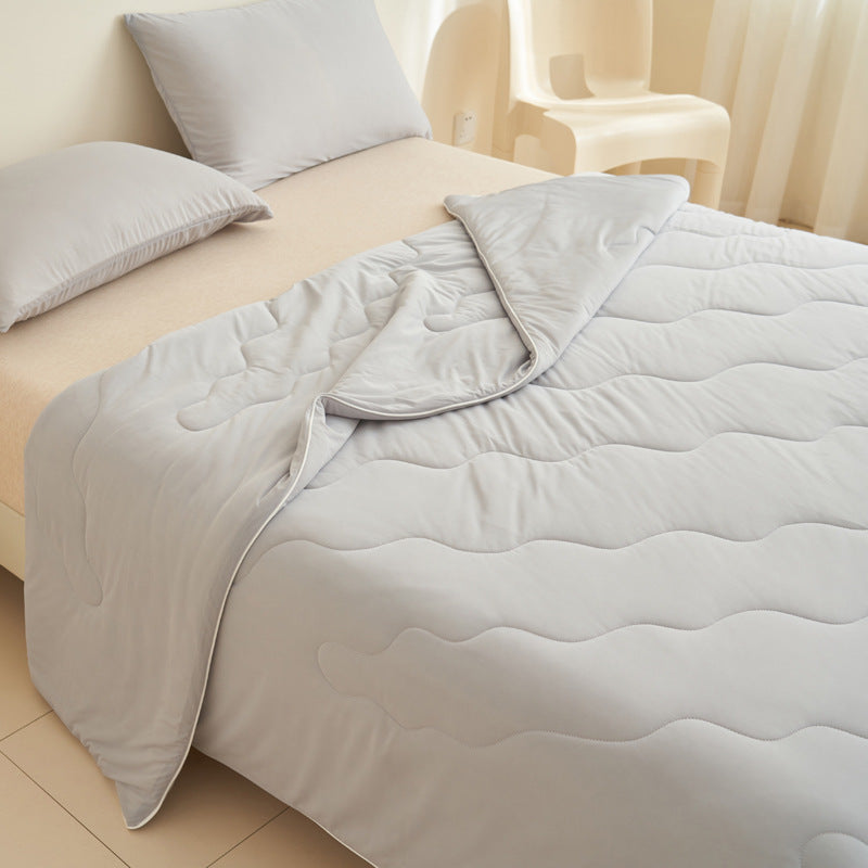 Ultra-Soft Cooling Summer Blanket – Lightweight Ice Silk Comforter, Breathable & Machine Washable Air Conditioning Quilt
