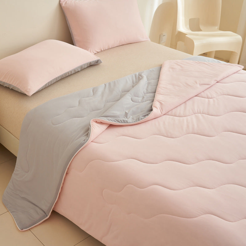 Ultra-Soft Cooling Summer Blanket – Lightweight Ice Silk Comforter, Breathable & Machine Washable Air Conditioning Quilt