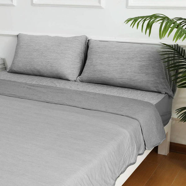 Revolutionary Cooling Bedding Set – Arc-Chill Pro Q-Max 0.4 Mattress Protector & 2 Pillowcases (Gray)